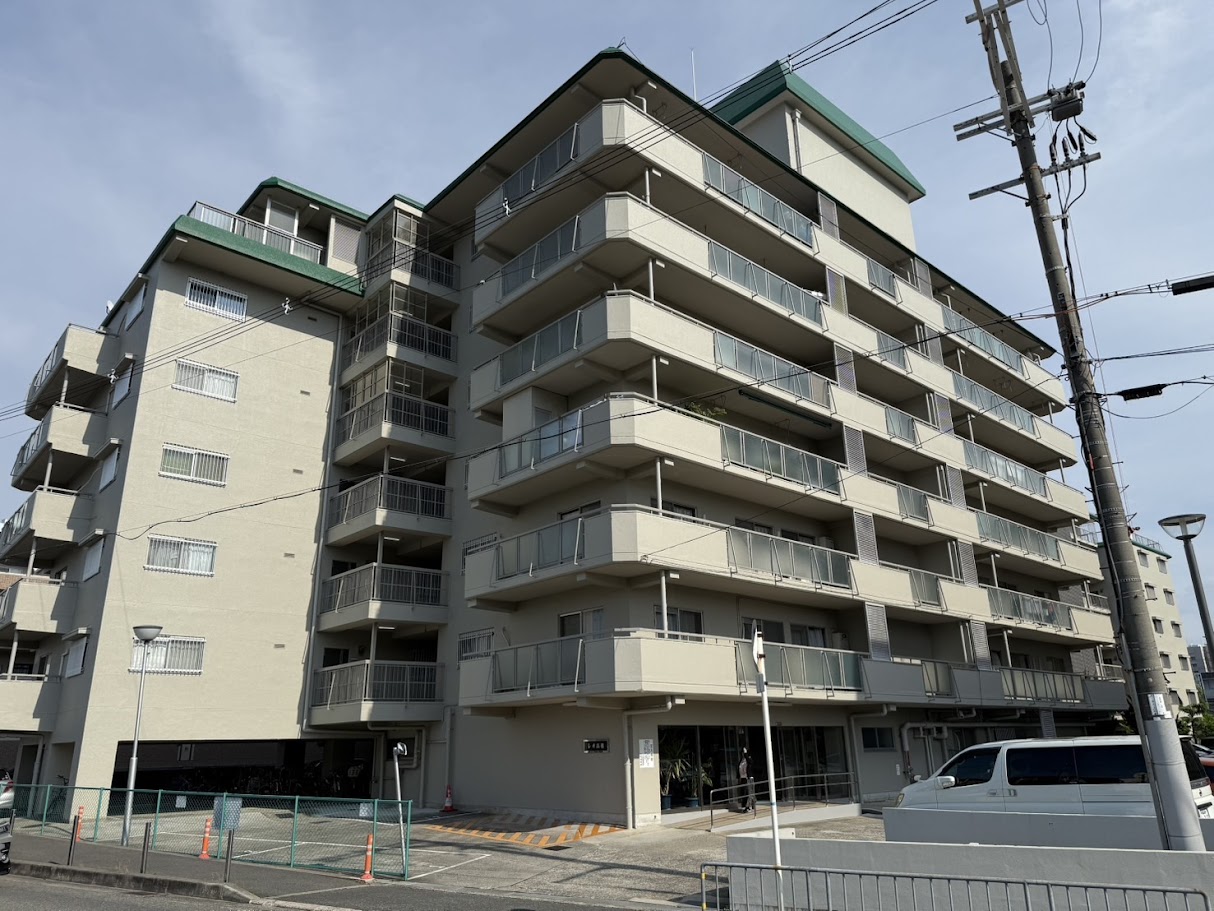 レオ高槻外観２